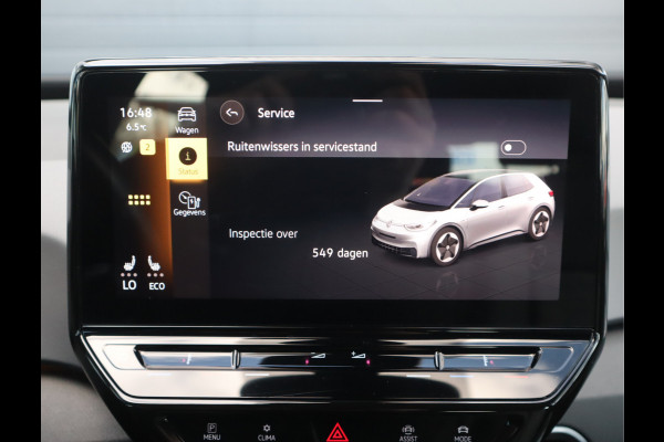 Volkswagen ID.3 First 58 kWh Navi / Climate / Stoelverw / DAB / Trekhaak SOH 88.88% All season banden