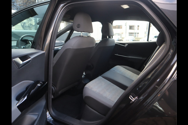 Volkswagen ID.3 First 58 kWh Navi / Climate / Stoelverw / DAB / Trekhaak SOH 88.88% All season banden