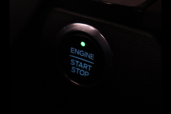 Ford Focus 1.0 EcoBoost Hybrid ST Line X | Stoelverwarming | Adaptive cruise | Camera | Carplay | Keyless | B&O Sound | Digital Cockpit | Navigatie | Full LED | Climate control | Stuurverwarming