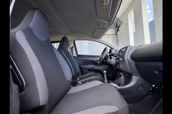 Toyota Aygo 1.0 VVT-i x-fun, 35000 km, 5 deurs, airco, NL auto met nationale auto pas