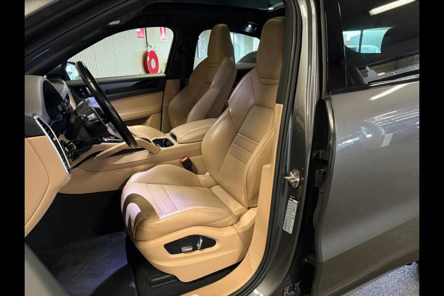 Porsche Cayenne Coupé 3.0 E Hybrid-BURMESTER-INNODRIVE-VIERWIELSTURING-LUCHT-PANO-ZEER COMPLEET