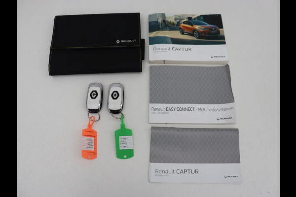 Renault Captur 1.0 TCe 100 Zen | Trekhaak | Carplay | Camera | Navigatie | Full LED | Cruise control | Bluetooth | Airco | Parkeerhulp | DAB