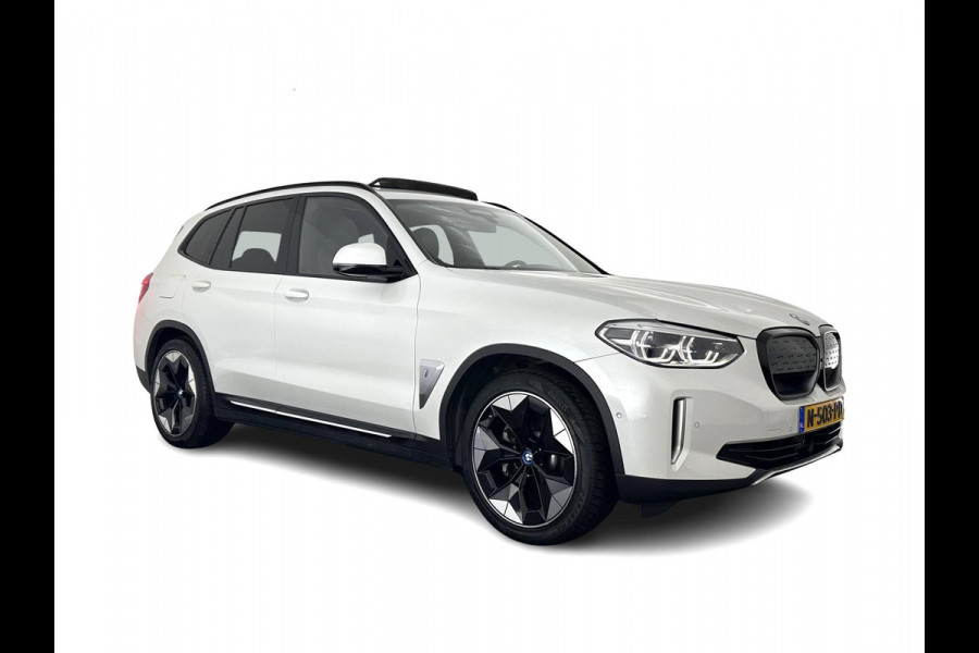 BMW iX3 High Executive 80 kWh [3-Fase-11kW] {SOH-100%} (INCL-BTW) Aut. *PANO | LEATHER | HARMAN/KARDON | FULL-LED | BLINDSPOT | MEMORY-PACK | DIGI-COCKPIT | HEATED-SPORTSEATS | KEYLESS | TOPVIEW | DAB+ | NAVI-FULLMAP | HEAD-UP | PRIVACY-GLASS | .