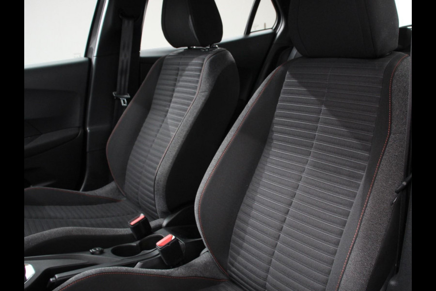 Peugeot 2008 1.2 PureTech Active Pack | Navigatie | Airco | Cruise Control | Led | Parkeer sensoren