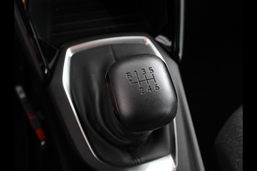 Peugeot 2008 1.2 PureTech Active Pack | Navigatie | Airco | Cruise Control | Led | Parkeer sensoren