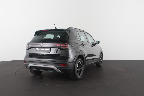 Volkswagen T-Cross 1.0 TSI Life > Achteruitrijcamera/All season banden/Navigatie...