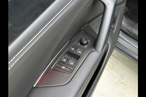 Volkswagen Tayron 1.5 eHybrid Life Edition(Fabrieksgarantie, NL-auto, Carplay/ Android, Camera, Navi, Lane Assist, Adapt CRs, Etc)