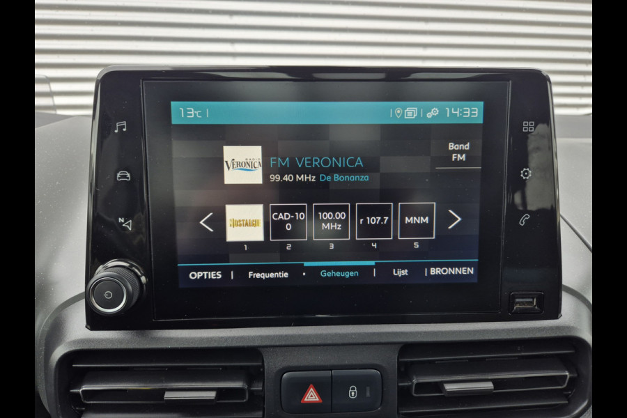 Citroën Berlingo 1.2 PureTech Shine Automaat,Panorama,camera,Navigatie/Carplay/Android,Trekhaak,Stoelverwarming,Cruisecontrol