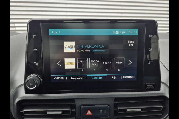 Citroën Berlingo 1.2 PureTech Shine Automaat,Panorama,camera,Navigatie/Carplay/Android,Trekhaak,Stoelverwarming,Cruisecontrol