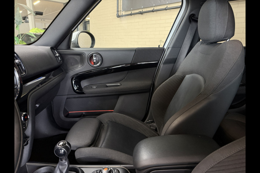 MINI Countryman 1.5 One Pepper Stoelverwarming | Carplay | Cruise | Navi | PDC | Keyless | Led | Sportstoelen | 18"