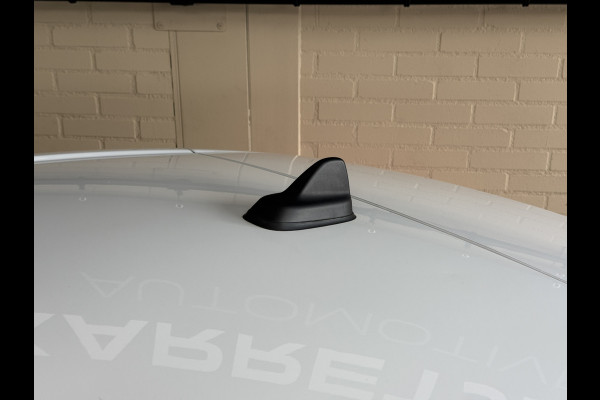 MINI Countryman 1.5 One Pepper Stoelverwarming | Carplay | Cruise | Navi | PDC | Keyless | Led | Sportstoelen | 18"