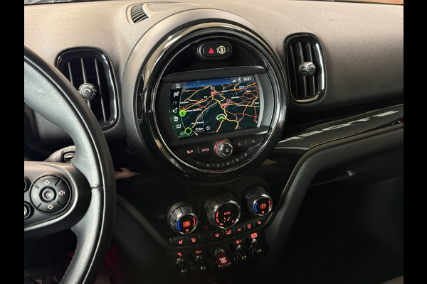 MINI Countryman 1.5 One Pepper Stoelverwarming | Carplay | Cruise | Navi | PDC | Keyless | Led | Sportstoelen | 18"