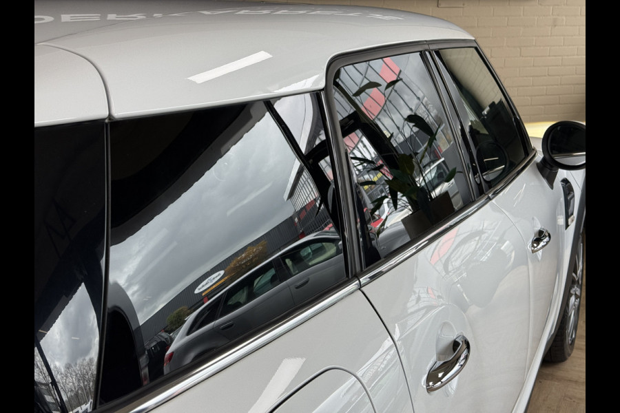 MINI Countryman 1.5 One Pepper Stoelverwarming | Carplay | Cruise | Navi | PDC | Keyless | Led | Sportstoelen | 18"