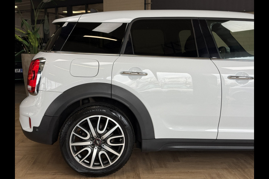 MINI Countryman 1.5 One Pepper Stoelverwarming | Carplay | Cruise | Navi | PDC | Keyless | Led | Sportstoelen | 18"