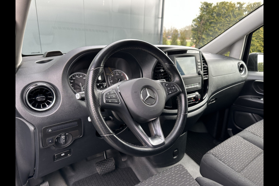 Mercedes-Benz Vito 114 CDI 136 PK AUTOMAAT 9G-TRONIC SPORT / L2H1 / 1e EIG. / ACHTERDEUREN / LED / CAMERA / PDC / AIRCO ECC / CRUISE / TREKHAAK