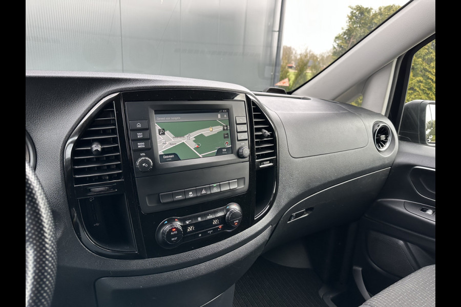 Mercedes-Benz Vito 114 CDI 136 PK AUTOMAAT 9G-TRONIC SPORT / L2H1 / 1e EIG. / ACHTERDEUREN / LED / CAMERA / PDC / AIRCO ECC / CRUISE / TREKHAAK