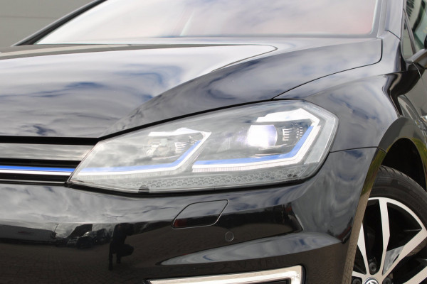 Volkswagen e-Golf E-DITION Carplay AdaptiveCruise Stoelverwarming VirtualCockpit Camera