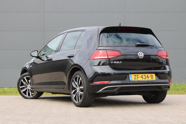 Volkswagen e-Golf E-DITION Carplay AdaptiveCruise Stoelverwarming VirtualCockpit Camera