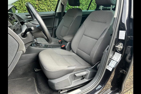 Volkswagen e-Golf E-DITION Carplay AdaptiveCruise Stoelverwarming VirtualCockpit Camera