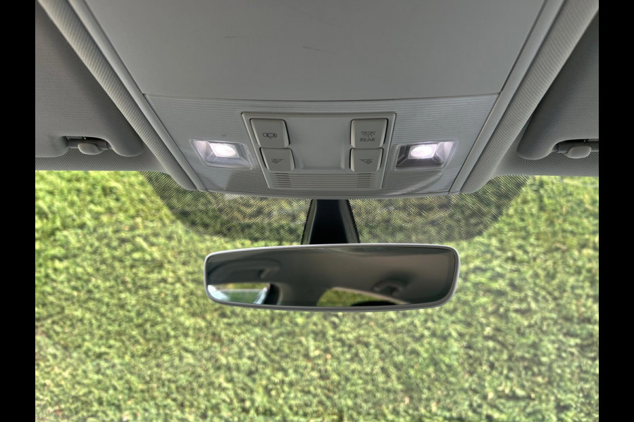 Volkswagen e-Golf E-DITION Carplay AdaptiveCruise Stoelverwarming VirtualCockpit Camera