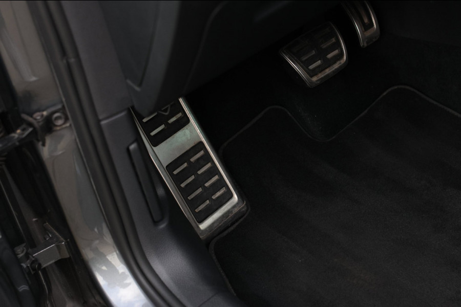 Volkswagen Golf 1.4 TSI 3X R-Line *Pano*Virtual*DSG*Keyless*