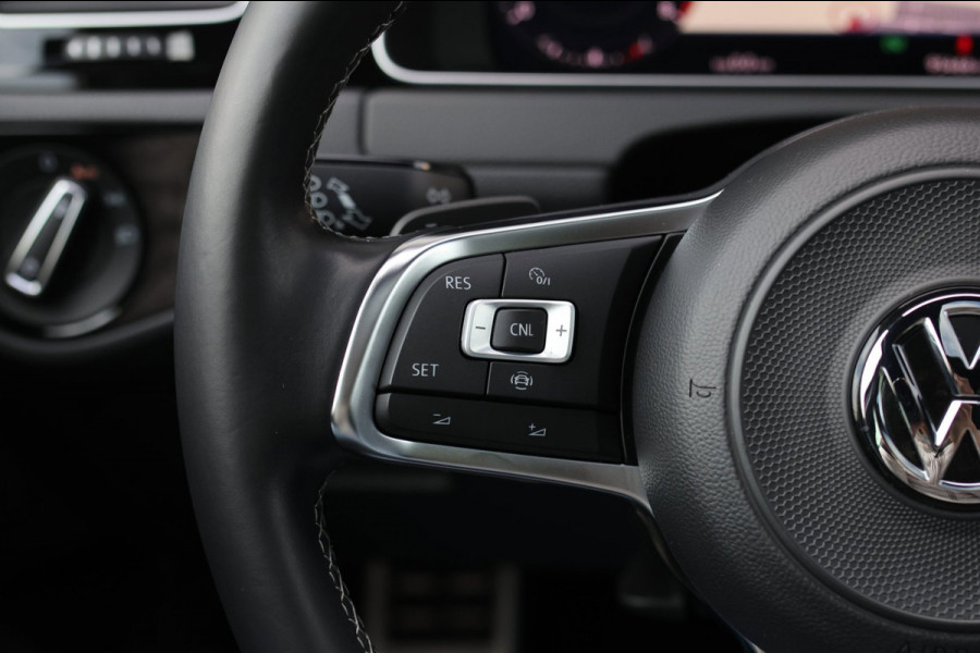 Volkswagen Golf 1.4 TSI 3X R-Line *Pano*Virtual*DSG*Keyless*