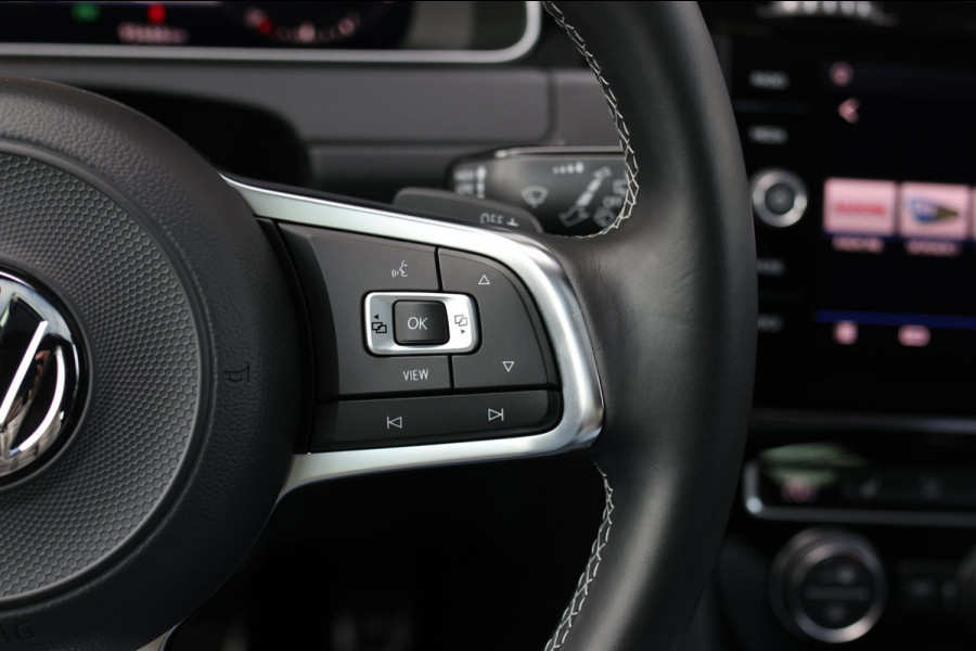 Volkswagen Golf 1.4 TSI 3X R-Line *Pano*Virtual*DSG*Keyless*