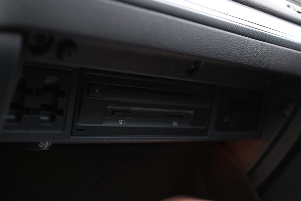 Volkswagen Golf 1.4 TSI 3X R-Line *Pano*Virtual*DSG*Keyless*