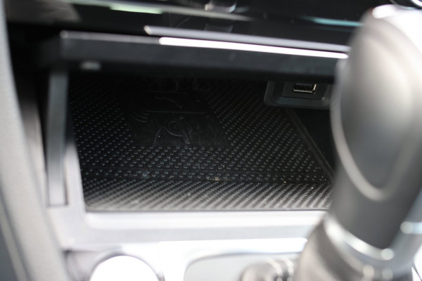 Volkswagen Golf 1.4 TSI 3X R-Line *Pano*Virtual*DSG*Keyless*