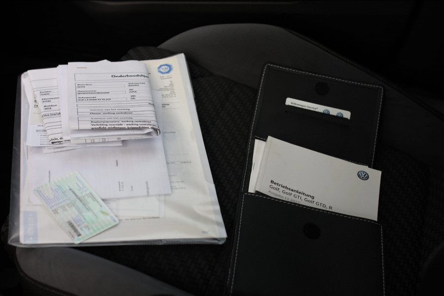 Volkswagen Golf 1.4 TSI 3X R-Line *Pano*Virtual*DSG*Keyless*