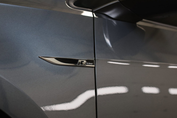 Volkswagen Golf 1.4 TSI 3X R-Line *Pano*Virtual*DSG*Keyless*