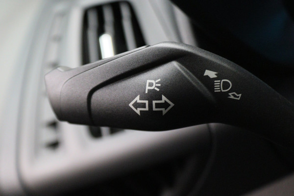 Ford Transit Connect 1.5 EcoBlue L2 Automaat Limited Sport 2x Schuifdeur, Leer/Stof, Cruise, Camera, Apple Carplay, DAB, 17''