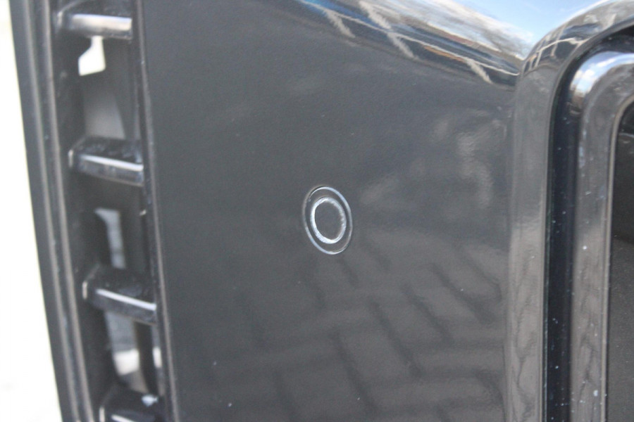 BMW X5 xDrive50e 490PK M-SPORT LAUNCH EDITION | PANORAMA SCHUIF/KANTEL DAK "SKY LOUNGE" | COMFORT STOELEN ELEKTRISCH VERSTELBAAR MET GEHEUGENFUNCTIE EN VERWARMBAAR VOOR EN ACHTER | LEDEREN BEKLEDING BMW INDIVIDUAL ZWART | EDELHOUT INTERIEURLIJSTEN | RIJASSISTENT-SYSTEEM DRIVING ASSISTANT PROFFESIONAL MET O.A. DODEHOEK DETECTIE EN ADAPTIVE CRUISE CONTROL | TRAVEL PAKKET | INNOVATIE-PAKKET: PARKEERASSISTENT-PAKKET PROFESSIONAL/ADAPTIEVE LED KOPLAMPEN/HARMAN/KARDON AUDIO SYSTEM/BMW LIVE PROFESSIONAL/RIJASSISTEN-SYSTEEM BMW GESTURE CONTROL/RIJSTROOK ASSISTENT/RIJSTROOKWISSEL ASSI