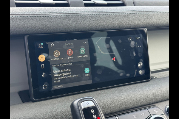 Land Rover Defender 110 P300 110 X-DYNAMIC LEDER LUCHTVERING PANORAMADAK URBAN