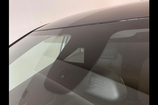 Citroën C3 1.2 PureTech Business CLIMATE AIRCO CRUISE NAV 16 INCH LMV PARKEERSENSOREN