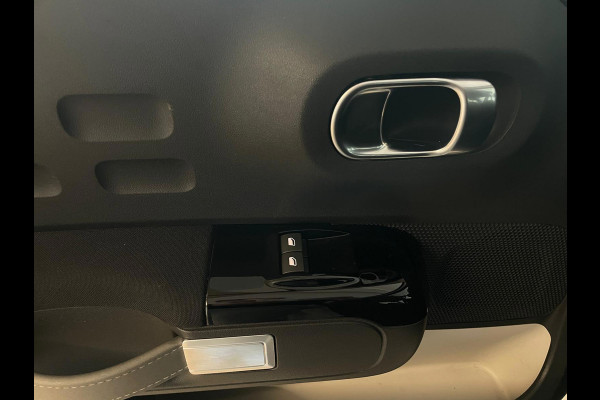 Citroën C3 1.2 PureTech Business CLIMATE AIRCO CRUISE NAV 16 INCH LMV PARKEERSENSOREN