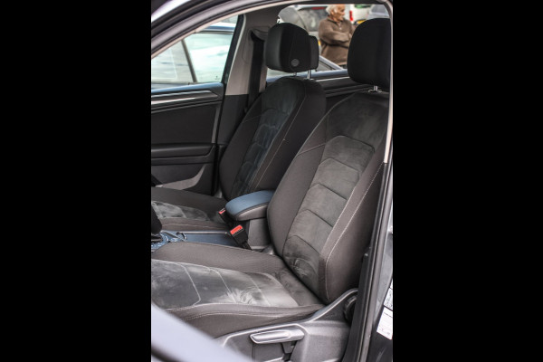 Volkswagen Tiguan Allspace 2.0 TSI 4Motion Highline 7p. *360 Camera*Head-Up*Trekhaak*Led*