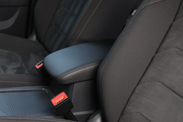 Volkswagen Tiguan Allspace 2.0 TSI 4Motion Highline 7p. *360 Camera*Head-Up*Trekhaak*Led*