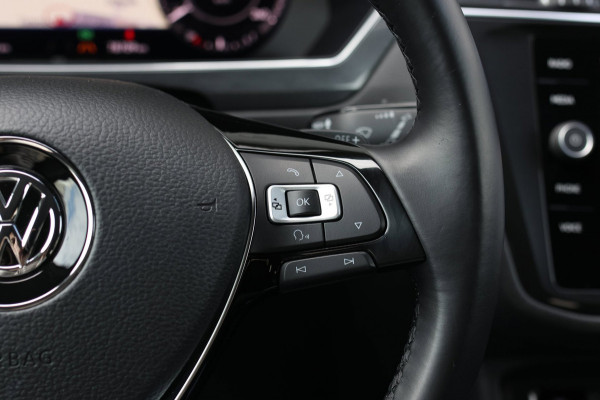 Volkswagen Tiguan Allspace 2.0 TSI 4Motion Highline 7p. *360 Camera*Head-Up*Trekhaak*Led*