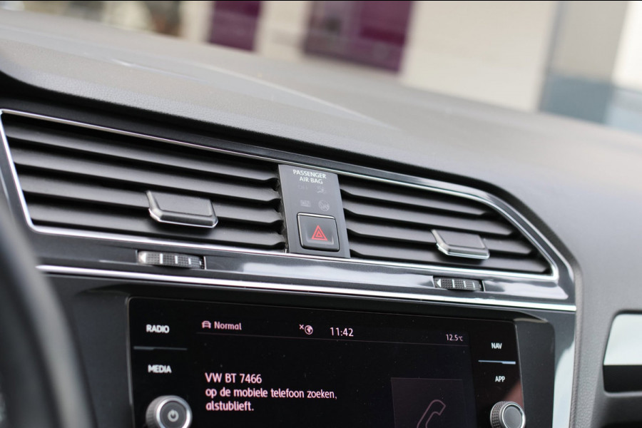 Volkswagen Tiguan Allspace 2.0 TSI 4Motion Highline 7p. *360 Camera*Head-Up*Trekhaak*Led*