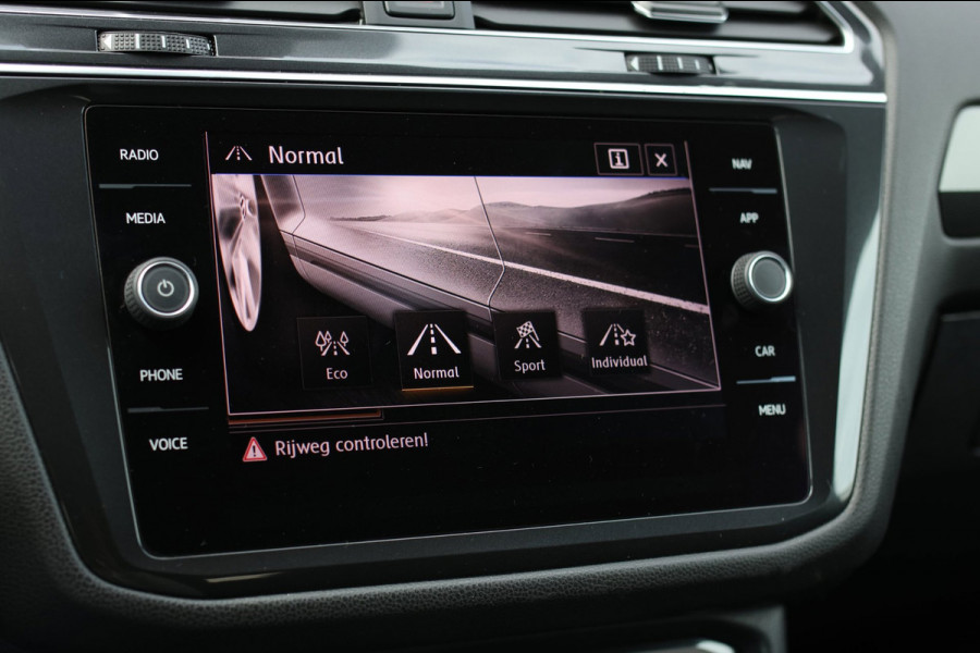 Volkswagen Tiguan Allspace 2.0 TSI 4Motion Highline 7p. *360 Camera*Head-Up*Trekhaak*Led*