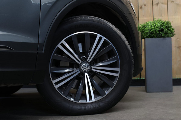 Volkswagen Tiguan Allspace 2.0 TSI 4Motion Highline 7p. *360 Camera*Head-Up*Trekhaak*Led*