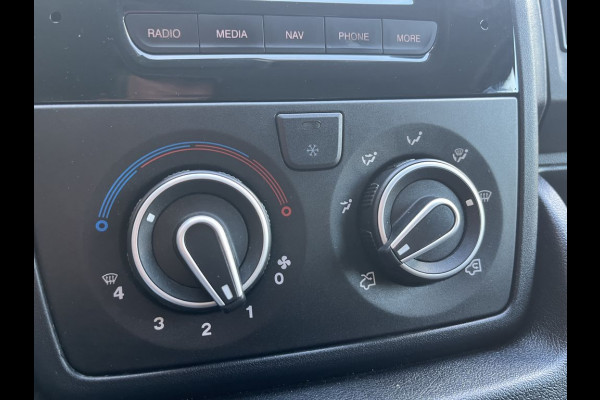 Peugeot Boxer 335 2.0 BlueHDI L2H2 Pro 3p Lease €287 p/m, Imperiaal, Inrichting, Airco, Camera, PDC, Cruise controle, Onderhoudshistorie aanwezig