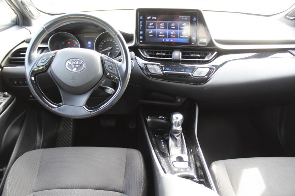 Toyota C-HR 1.8 Hybrid Style rijklaar prijs CAMERA VERWARMBARE STOELEN CLIMA