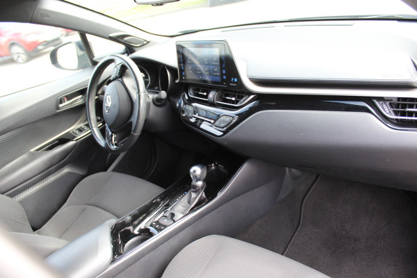 Toyota C-HR 1.8 Hybrid Style rijklaar prijs CAMERA VERWARMBARE STOELEN CLIMA
