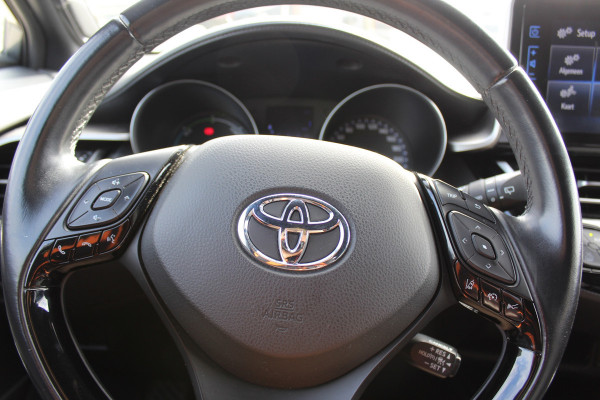 Toyota C-HR 1.8 Hybrid Style rijklaar prijs CAMERA VERWARMBARE STOELEN CLIMA