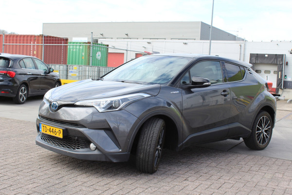 Toyota C-HR 1.8 Hybrid Style rijklaar prijs CAMERA VERWARMBARE STOELEN CLIMA