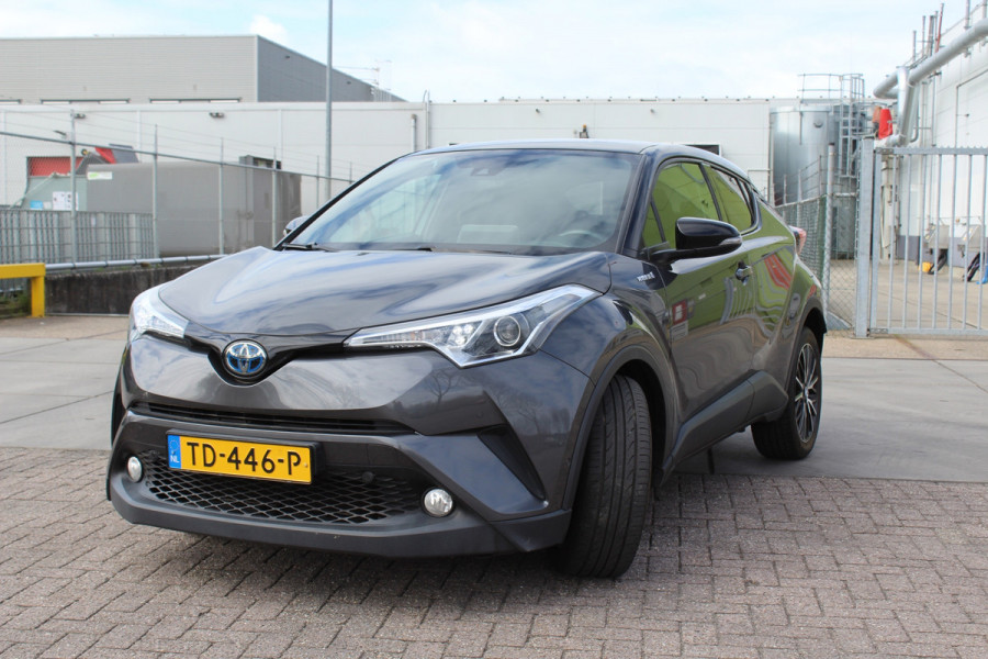 Toyota C-HR 1.8 Hybrid Style rijklaar prijs CAMERA VERWARMBARE STOELEN CLIMA