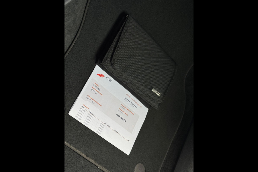 Audi Q3 35 TFSI S LINE edition one, panoramadak, stoelverwarming, digitaal cockpit , dealer onderhouden