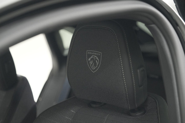 Peugeot 3008 1.2 Hybrid 145 GT | Adaptieve Cruise Control | Camera | Elektrische Kofferklep | Apple Carplay